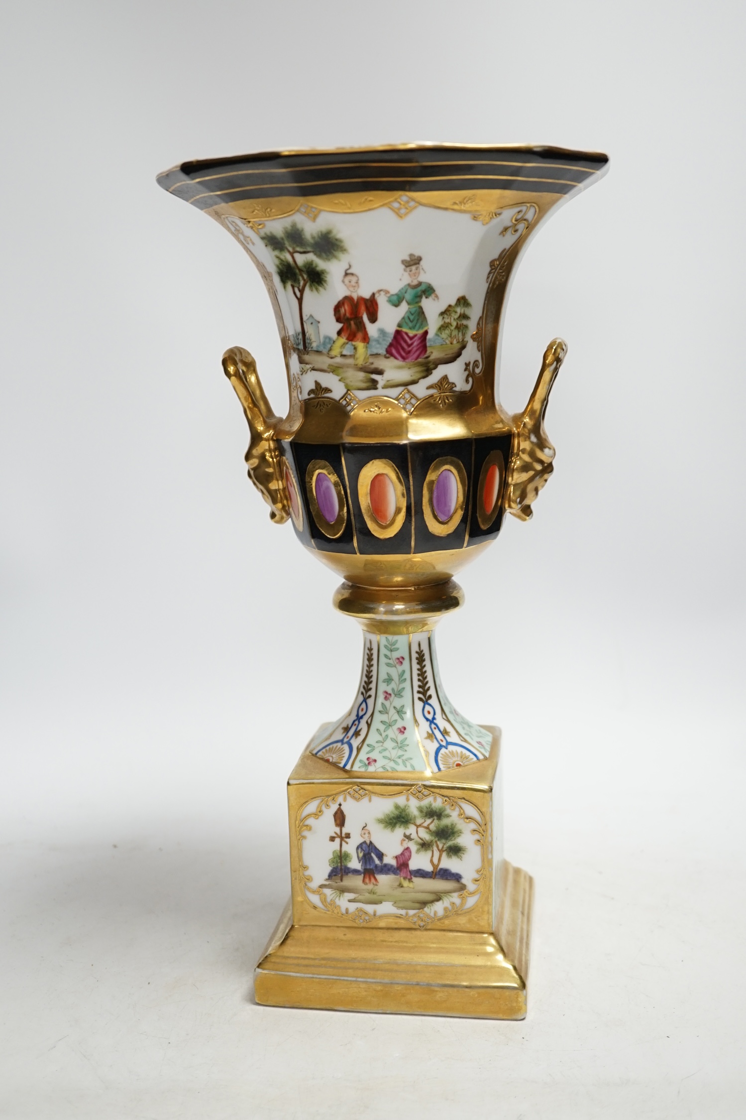 A Crown Derby style chinoiserie urn, 35cm